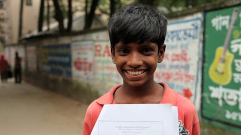 Jongen Bangladesh geboortebewijs