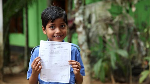 Jongetje India geboortebewijs