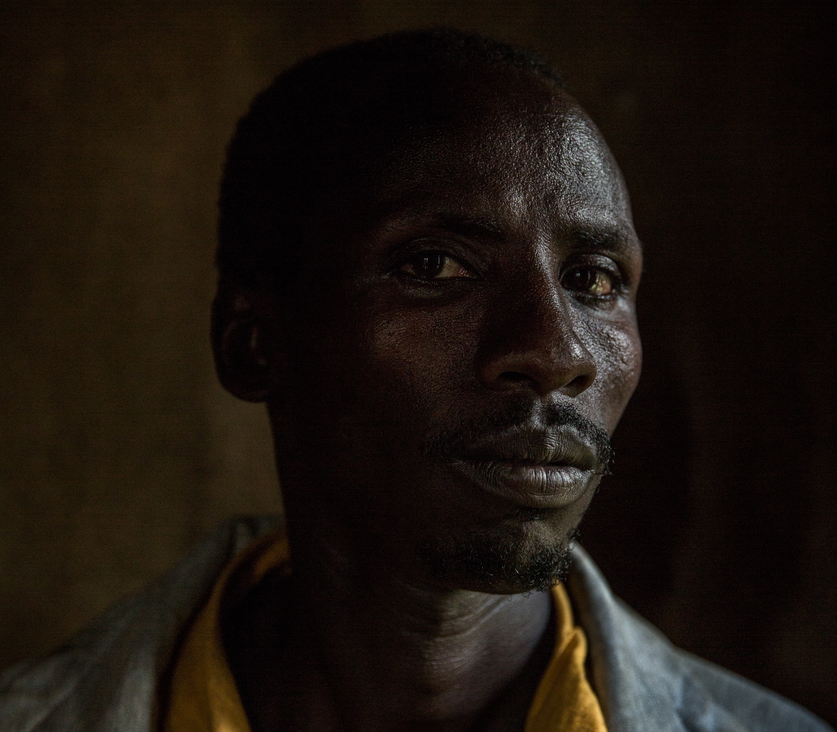 man tegen besnijdenis