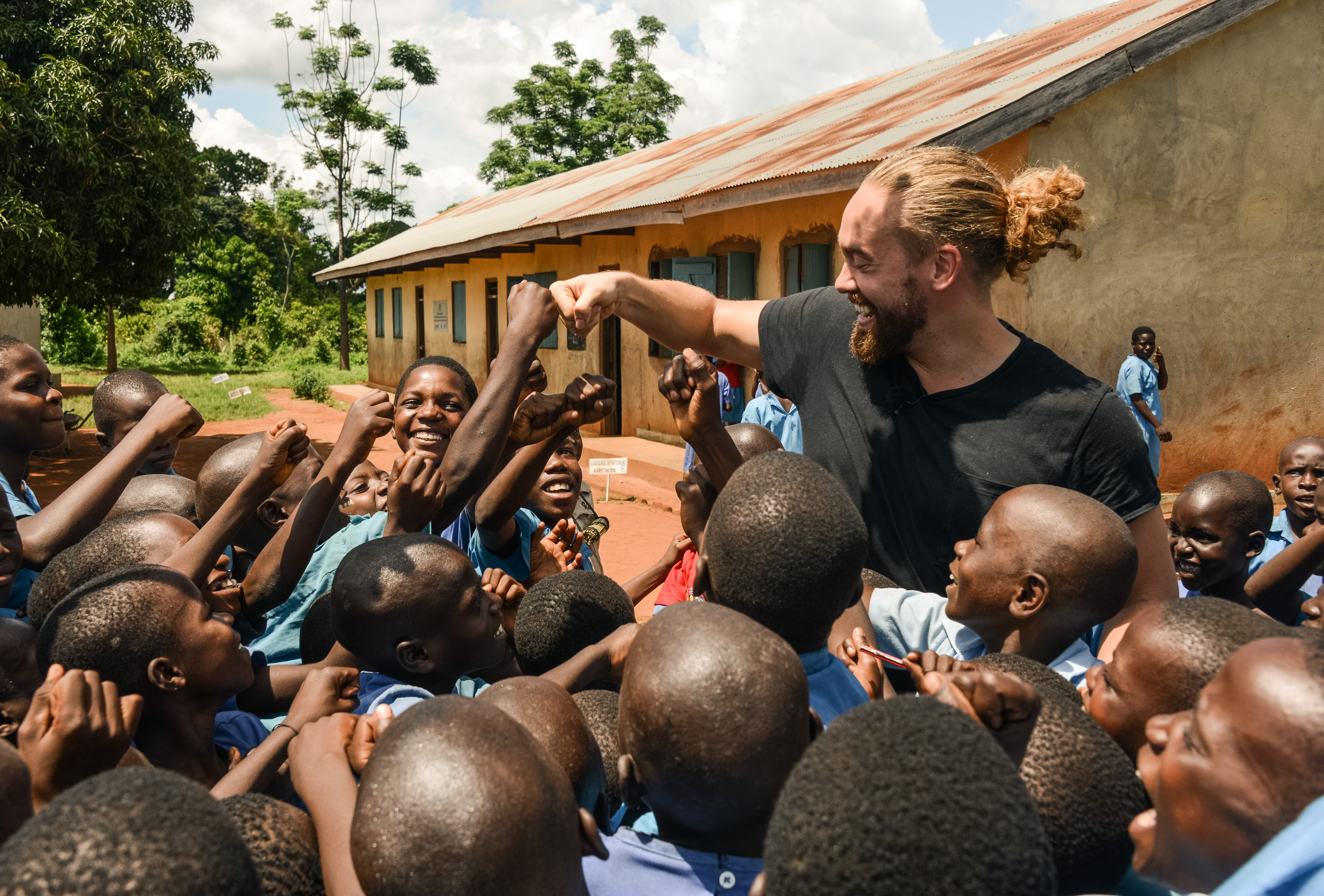 sponsorkind bezoeken