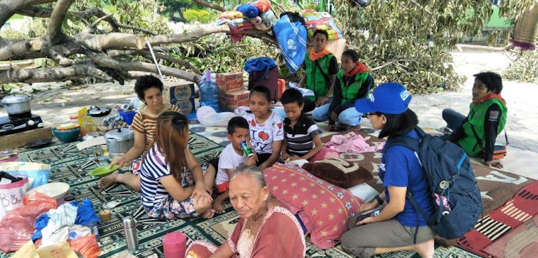 Sulawesi: people in the evacuation camp