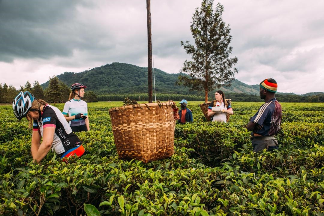 Fietsen voor gelijke rechten voor meisjes in Malawi.