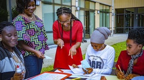 Twintig jongerenlobbyisten uit Afrika en Azië komen samen