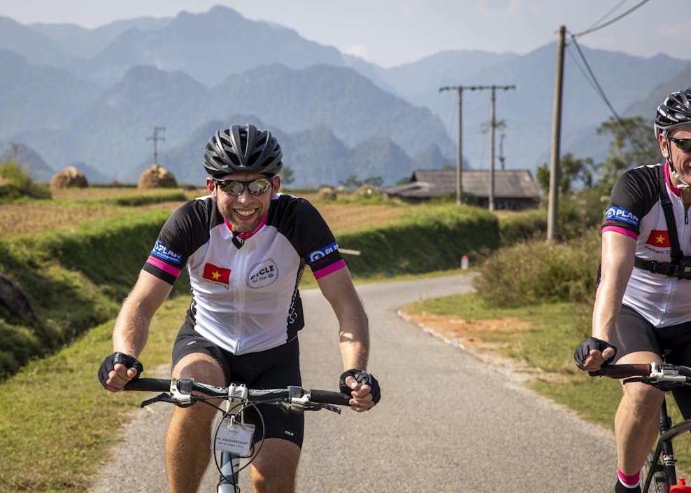 Cycle for Plan Vietnam Aart Knoppert (1)