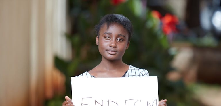 Meisje (18) in Kenia voert actie tegen Female Genital Mutilation (FGM) ofwel meisjesbesnijdenis