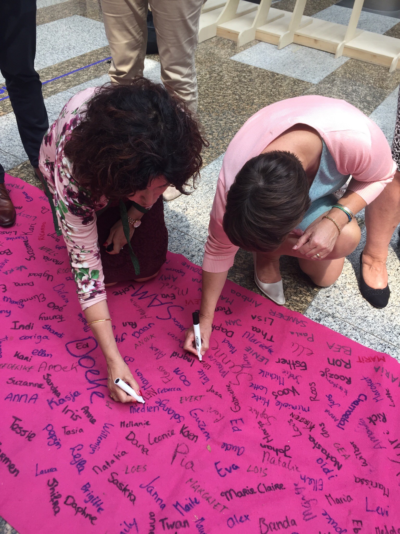 Women's March petitie gelijke lonen