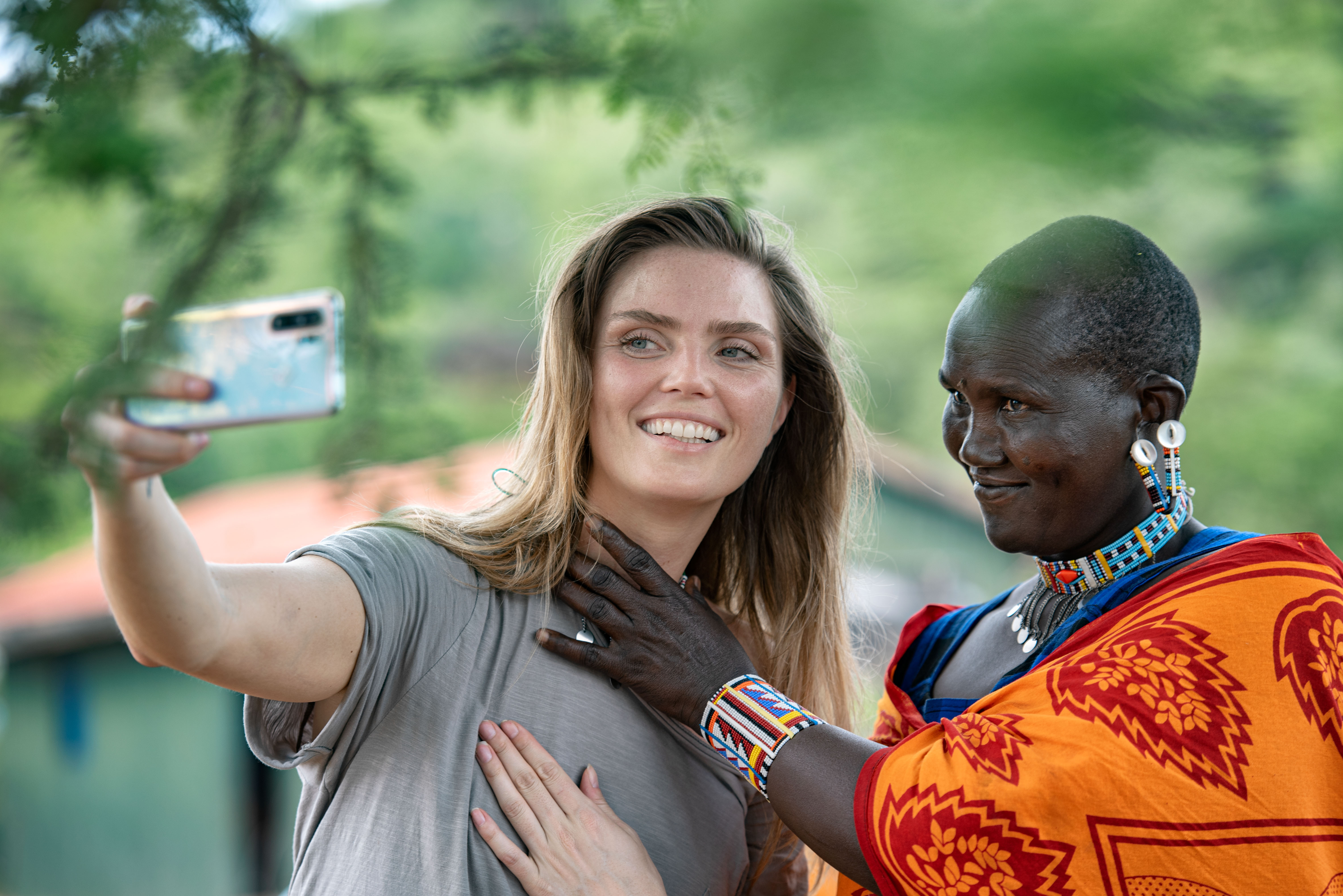 Kim Feenstra op reis Kenia