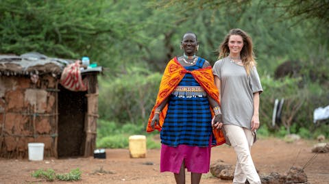 Kim Feenstra op reis Kenia