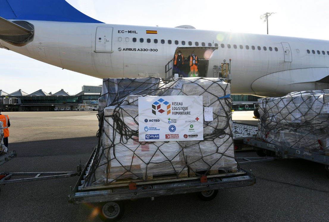 Humanitaire vlucht mondkapjes CAR