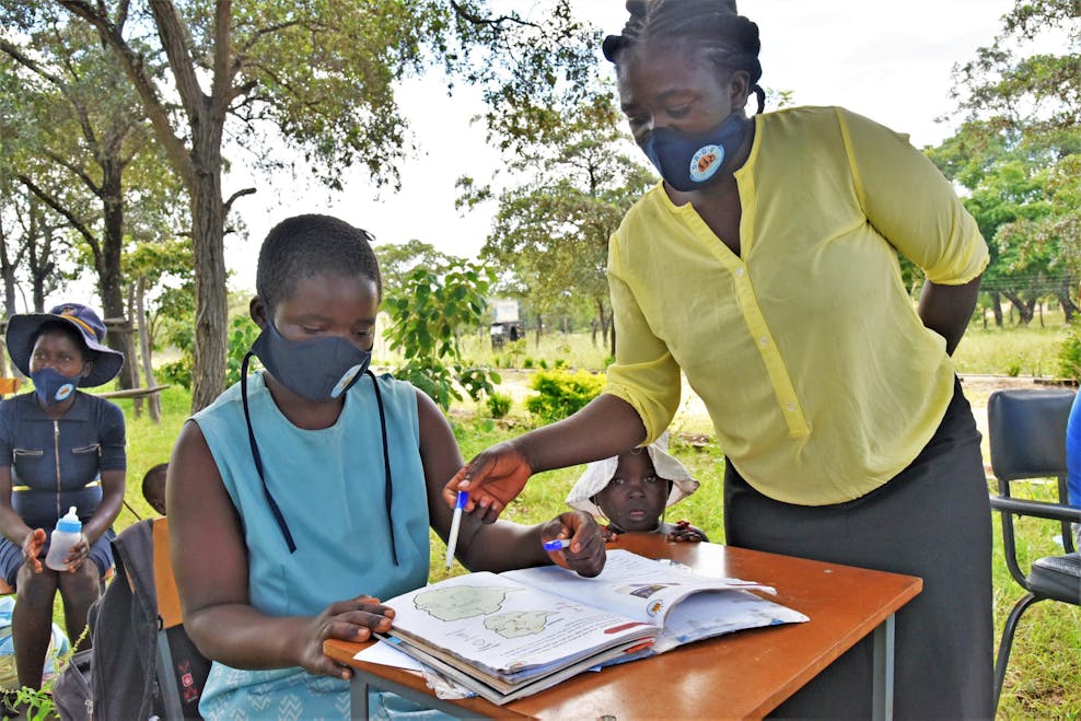 Susan (19 jaar) krijgt onderwijs in Zimbabwe