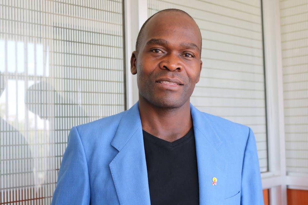 Robert Athewa