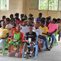 Kids from the DR in classroom