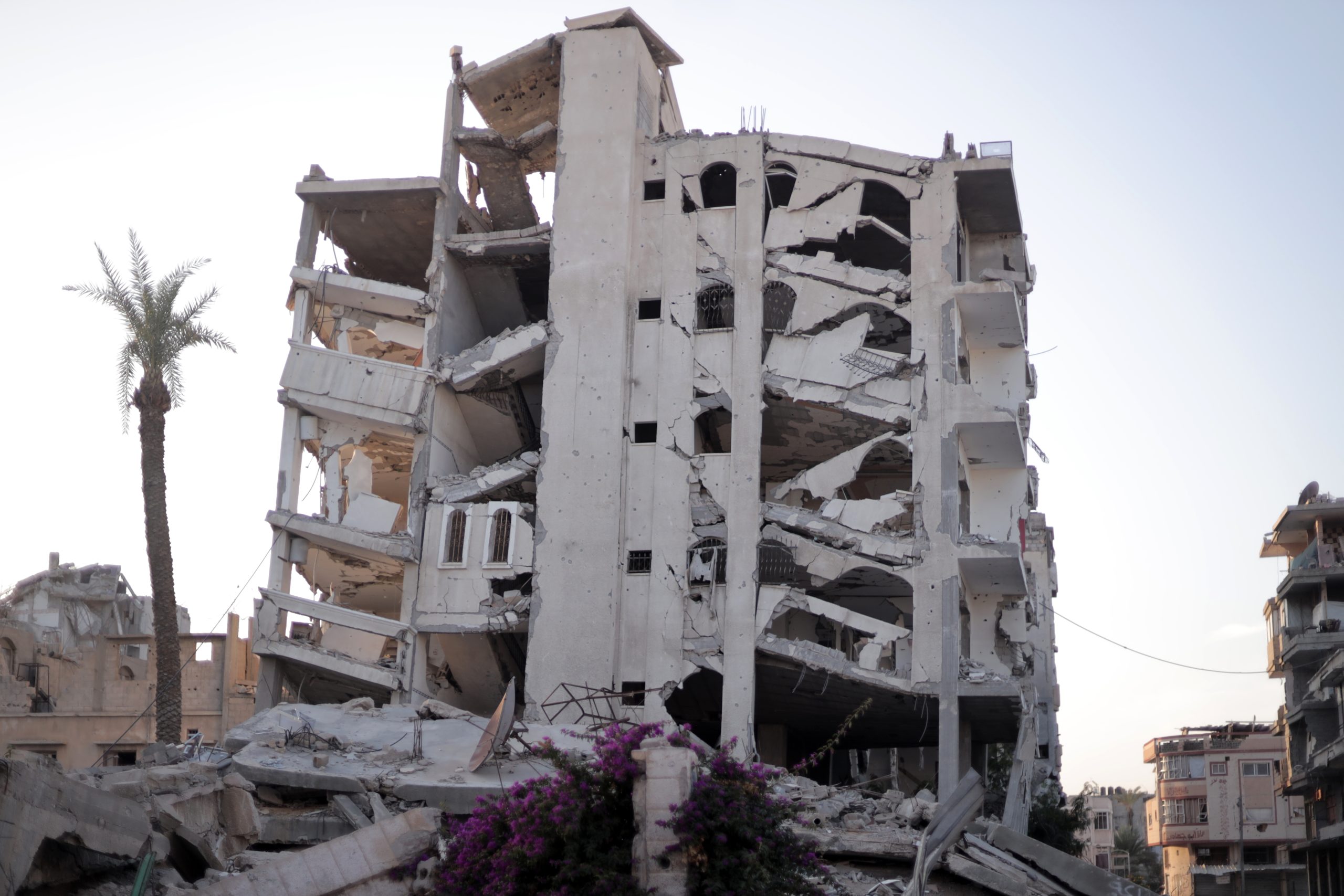 Beschadigd gebouw in gaza