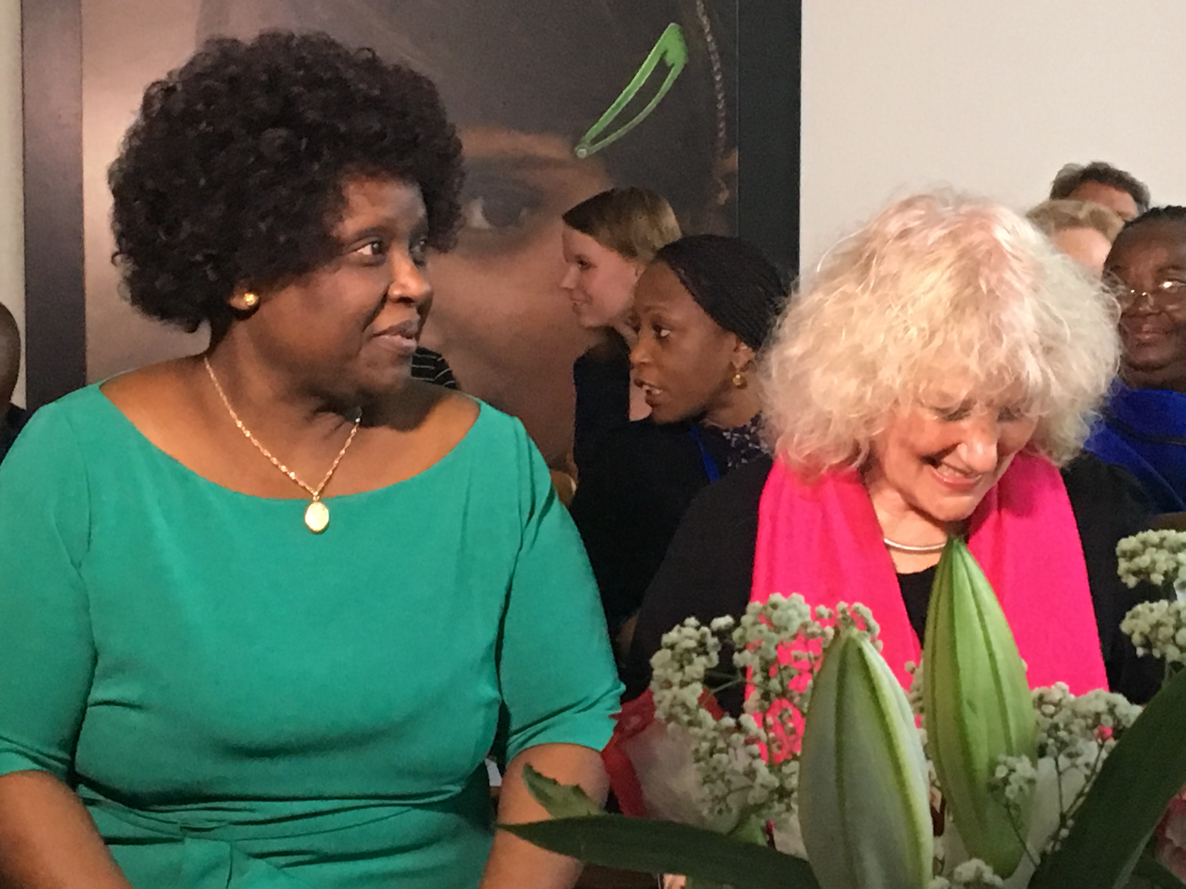 First Lady Mozambique bezoekt kantoor Plan Nederland over kindhuwelijken en tienerzwangerschappen