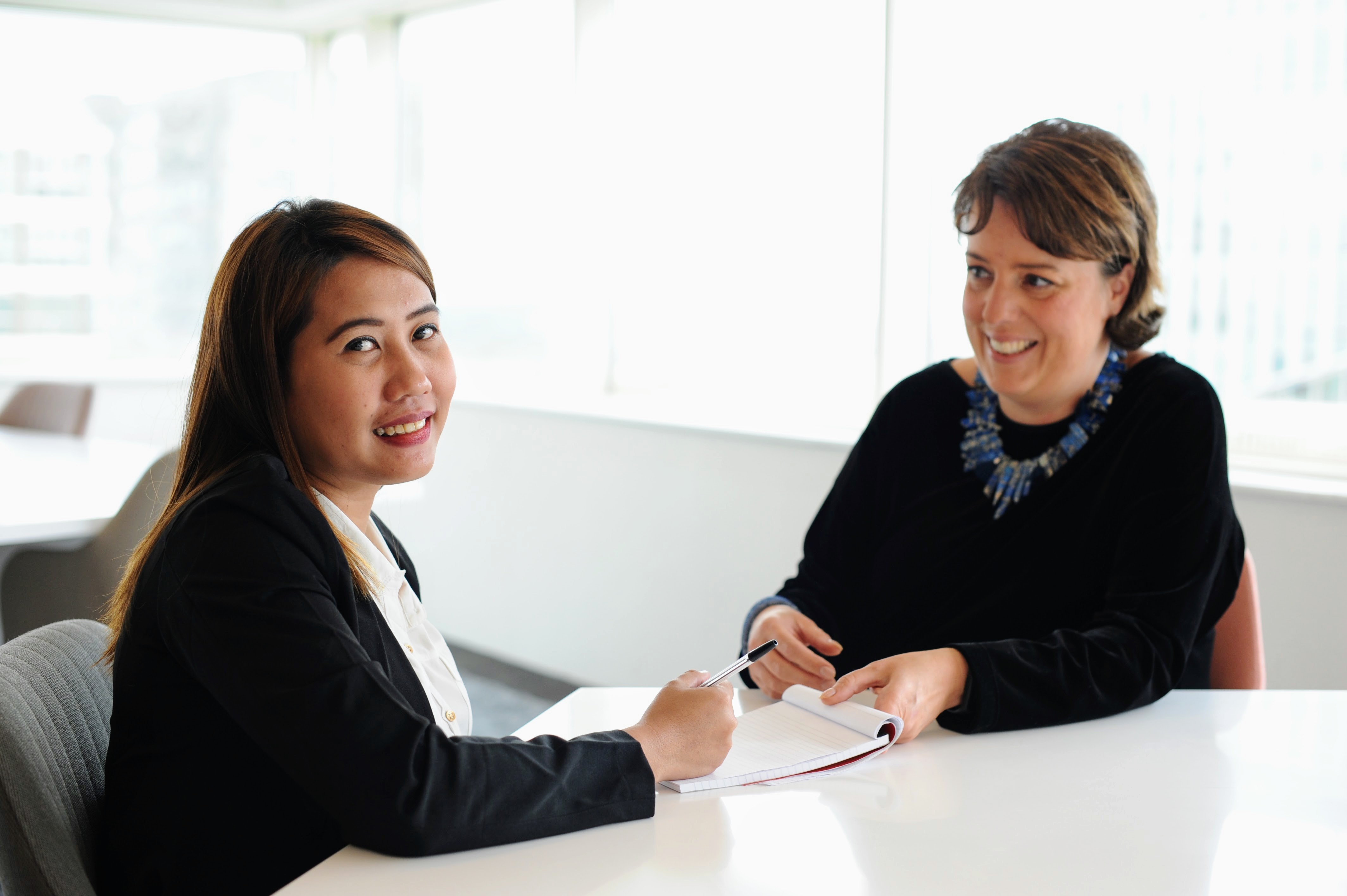 Deborah neemt de functie over van Country Managing Director Manon van Beek van Accenture Nederland