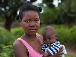 iris zambia tienerzwangerschappen