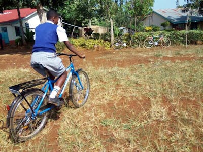 Kenia onderwijs fietsen